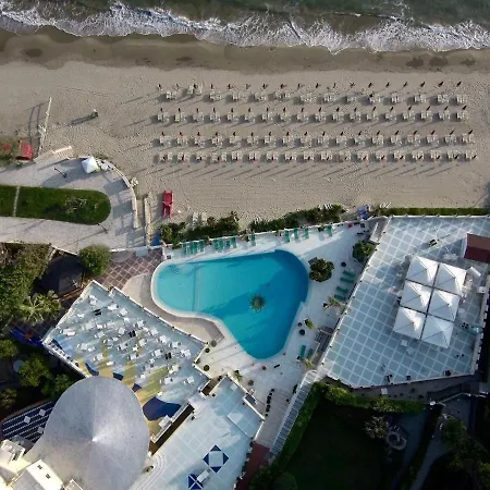 Holidaycasa Leone - Con Posto Auto A 200mt Dal Mare